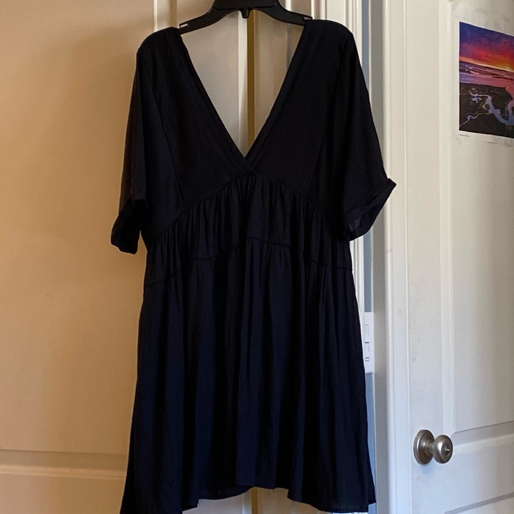 Vestique Dress